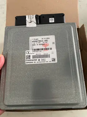 4m0907551a Audi Engine Control Module 4mo Brand New 2017-2019 Q7 Open Box