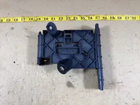 5q0906507f Audi 2015 - 2020 A3 Engine Computer Control Module Ecm Bracket Oem