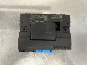 8w6907468d Audi 2017-2019 A4 A5 Interface Gateway Module