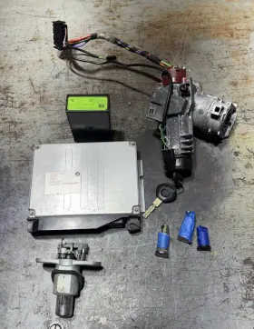 12141437806 Bmw E36 Coupe M52 Engine Ecu Dme Ews2 Door Handle Ignition Lock Key Set Oem