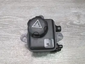 17137589526 Bmw 2010-2014 E70 E71 X5m X6m Intercooler Coolant Reservoir Expansion Tank