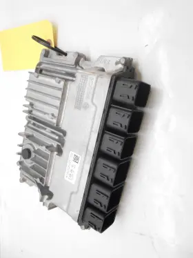 5a24334 Bmw 2021 Engine Control Module Oem Gm0483