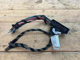 6901227 Bmw 98-03 E39 525i 530i 540 Gm Iii Low Body Control Module Bcm Pigtail Connector