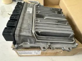 8489447 Bmw Oem G30 Ecm G12 Dme Ecu N63r Engine Control Unit Module Computer 880