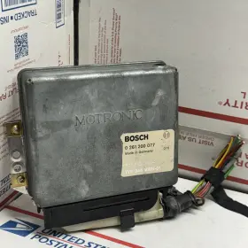 944.618.121.04 Bosch 1986 86 Porsche 944 2.5l M/t Engine Control Module 261 200 077 Oem Part