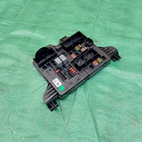 25901661 Buick 2010 Lacrosse Fuse Box Relay Junction Module Computer Control Oem