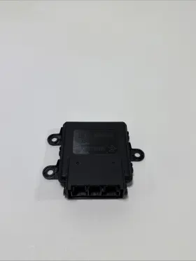 22920675 Cadillac 2013-2014 Ats Park Assist Control Module Used Oem