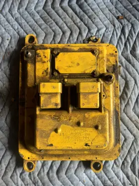 117-8351-00 Caterpillar 3176b 9ck Engine Control Module 40-pin Ecm