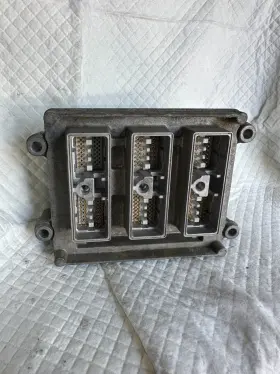 12223160 Chevrolet 2002 Trailblazer Ecm Ecu Engine Control Module Oem 18 Bc