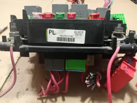1511561502 Chevrolet 15115615 Silverado 2003-2005 Fuse Box Relay Unit Module 841 11a1 B4 #2