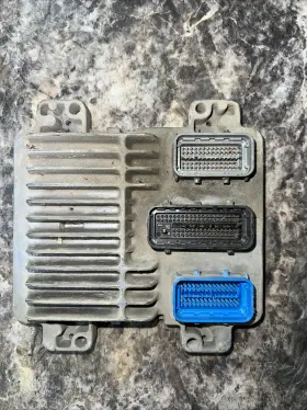 15141667 Chevrolet 04-05 Silverado Sierra Duramax Engine Computer Brain Box Ecu Ecm Oem #2
