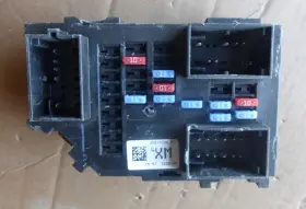 25815394-01 Chevrolet 07-13 Chevy Silverado Fuse Box Junction Block