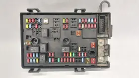 84084772 Chevrolet Ft17 Express 2500 Van Engine Fuse Box Oem 1 Year Warranty