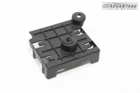 84300055 Chevrolet 2019-2021 Equinox Keyless Entry Antenna Module Mount Bracket Oem #3