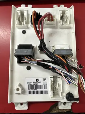 68277387ad Chrysler 2016-2017 300 Mopar Body Control Module