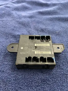 05026860ac Chrysler P Passenger Right Door Control Module 2009-2011 T&c