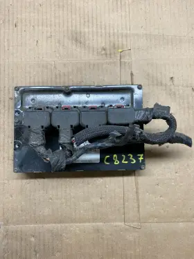 P05033517ai Chrysler 2005 Pt Cruiser 2.4l Engine Computer Module Ecm Ecu C8237 Dg1 Oem