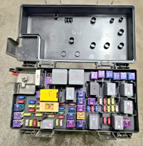 68217405aa Chrysler Trucks 2014 Town And Country Totally Integrated Power Module Tipm Match Oem