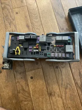 68143314ac Dodge 68143314aa 11-2019 Journey Fuse Box Relay Junction Block Module Oem S #2