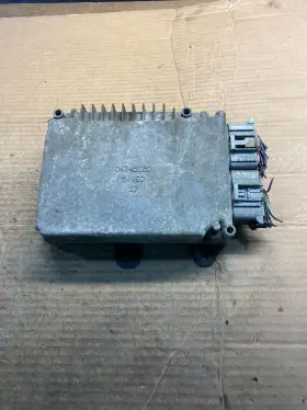 P04727425af Dodge Chrysler 04727425af 2002 Caravan Town And Country 3.3l Engine Control Ecu Aa7550 Dg