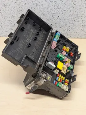 P56049721aj Dodge 2007 07 Nitro Tipm Integrated Power Module Fuse Box Oem 56049721aj