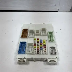Dv6t-14a073-um Fomoco Ford Dv6t-14a073-vl 2014-2018 Transit Connect Bcm Body Control Module Fuse Box