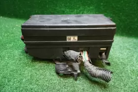4r3t-14k001-ae Ford 2005 Mustang Fuse Box Oem #2
