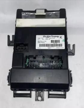 7r3t-14b476-bg Ford 2007 Mustang Coupe Body Control Module Relay Fuse Box #3