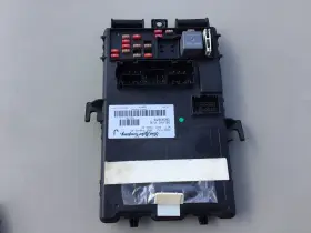 8r3t-14b476-ad Ford 2008 Mustang Body Control Module Bcm Fuse Box #3