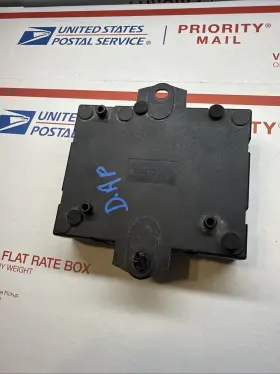 Aml44565 Ford 918673 Kuga Ii 2013 Tailgate Trunk Control Unit Module