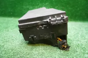 Av6t-14a142-ab Ford 2014 Focus Fuse Box Oem #3