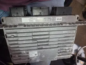 Br3a-12a650-agg Ford Br3a-12a650-apc 2011 Mustang Ecu Engine Computer