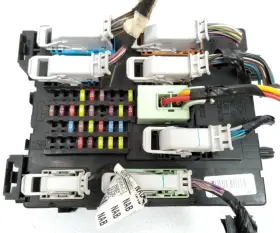 Bv6n-14a073-kf Ford 2013 Escape Body Control Module Fuse Box Bcm Interior H12