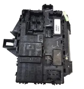 Dc3t-14b476-cb Ford F250 F350 2013 Body Control Module Fuse Relay Junction Box