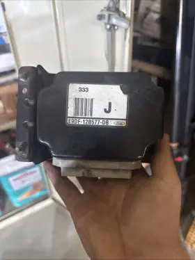 E9df-12b577-db Ford Mercury Lincoln Oem Constant Control Relay Module Rcm Inch J