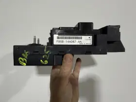 F85b-14a067-aa Ford 1997-98 Truck F150 F250 Interior Engine Fuse Box Relay Oem
