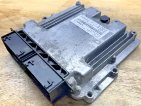 Fj5a-12a650-ub Ford Fj5a-12b684-ba 2013-15 Escape 1.6l Ecm Engine Control Module Computer Pcm