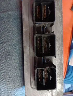 Lb0-c45 Ford 8l8a-12a650-akb Escape 2008 Ecm Ecu Computer #3