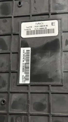 Fc3t-14b476-ac Ford Trucks 2015 Expedition 3.5l Fuse Panel Box Control Moduleoem Part #3
