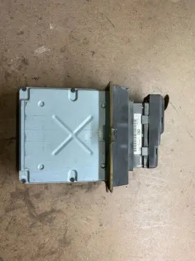 Yc2f-12a650-aed Ford 2000 E-series Van 4.2l Engine Control Module Unit Ecu J5456 Dg