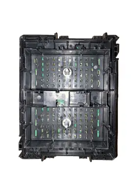 25888303 Gm #25888303 Express Savana Junction Box Block Under Driver Seat Module 2008-2009 #2
