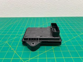84169542 Gm 17-24 Cadillac Xt5 Xt6 - Stability Traction Control Module Oem #3