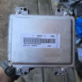 12596784 Gm Trucks 05 06 Chevy Colorado Electronic Control Module Engine Computer Ecu Oem