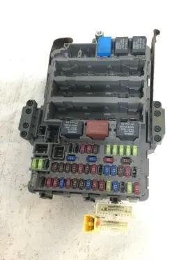 T0a-c100 Honda 2012 Cr-v Crv Cabin Fuse Box Oem
