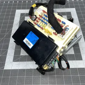 95400-3d300 Hyundai 2002 2005 Sonata Fuse Box With Time And Alarm Theft Lock Module #2
