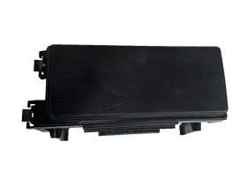 04692071ab Jeep 05 Grand Cherokee Integrated Fusebox Relay Unit Junction Module #2