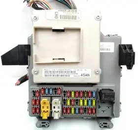 56010545an Jeep 2005 Liberty Body Control Module Interior Fuse Box Bcm Oem L77