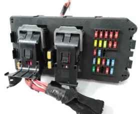 56050593ab Jeep Commander Interior Fuse Box 2006 2007 2008 Body Module Bcm P86 #2
