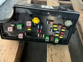 56049719ao Jeep Dodge Chrysler Ram Oem Pt Cruiser 06-09 Tipm Integrated Power Module Fuse Box #2