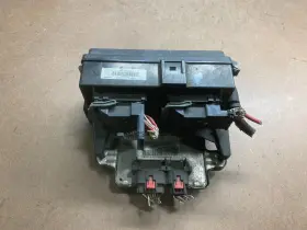 P04692015ah Jeep 2006 Commander 3.7l Fuse Box Bcm Body Control Module H4029 Dg1 Oem